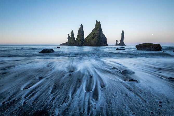 2-Day South Coast Waterfalls, Jokulsarlon Glacier Lagoon and Hike from Reykjavik - What to pack so the weather does not beat you
