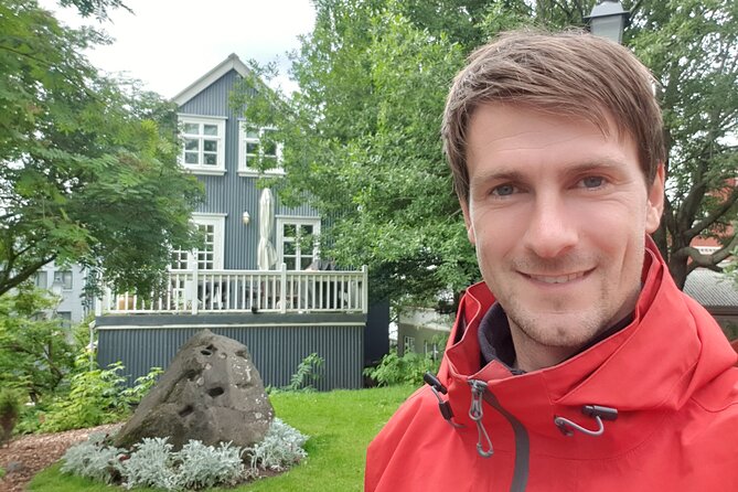 2-Hour Reykjavik Private Walking Tour - Price and value for up to 15 people