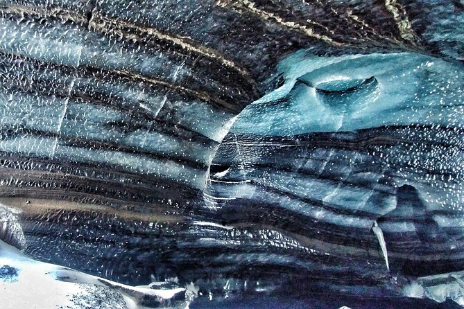 3 Hours Katla Ice Cave Tour/Meet in Vík - Small group limits (14 max) and what it changes for you