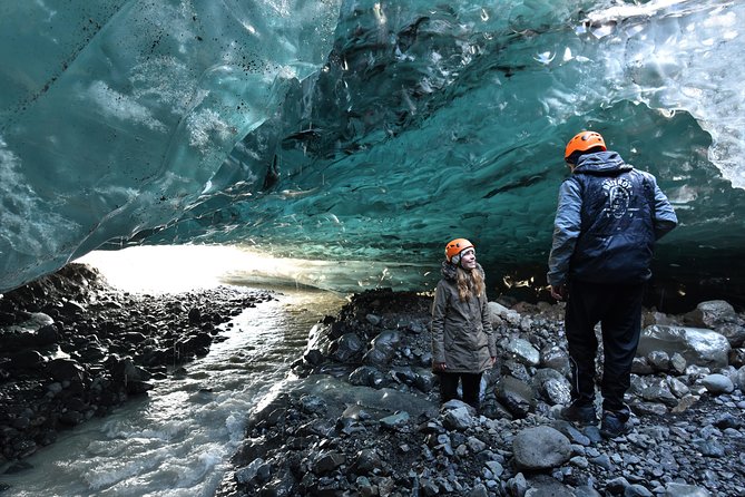 4 Day Blue Ice Cave, South Coast, Golden Circle, Snæfellsnes & Northern Lights - Key highlights at a glance