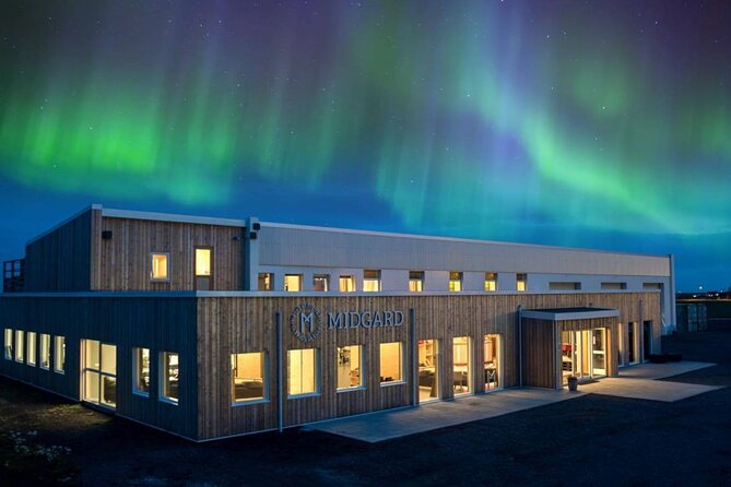 4 Day Northern Lights Adventure - Ice Caves & 4x4 Super Jeeps - Midgard Base Camp, guides, and the small-group vibe (up to 16)