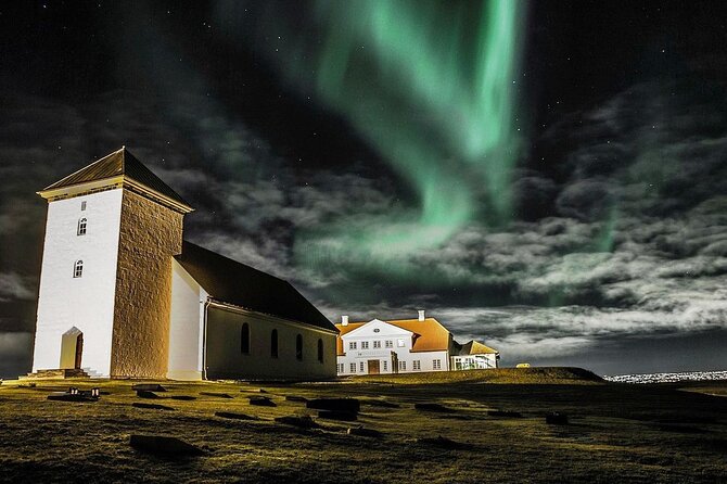 4 Hours Northern Lights Private Luxury Tour - Private Pickup, Comfort Stops, and the Little Things That Reduce Stress