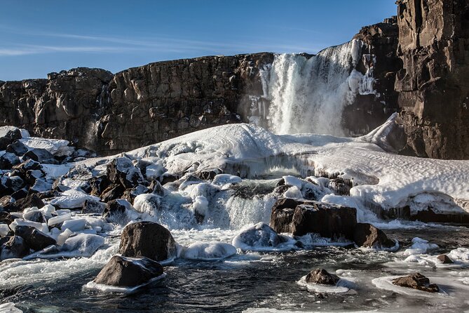 5-Day Northern Lights Hunt & Glacier Lagoon Tour - Day 3 East and Ice Country: Jökulsárlón and Diamond Beach