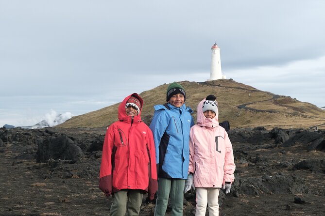 6-day Ultimate Iceland Tour: Photography and Northern Lights - West Iceland coast drama: basalt, caves, and Kirkjufell frames