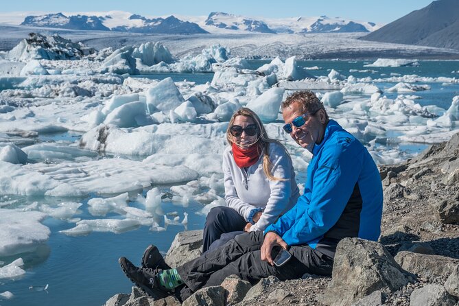 6-day Ultimate Iceland Tour: Photography and Northern Lights - East and South edges: Vestrahorn, Heimaey, lava fields, Sólheimasandur