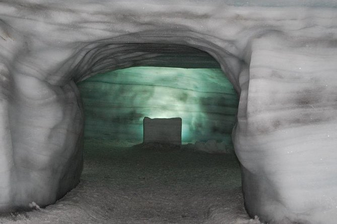 7 Day Around Iceland Tour- PRIVATE TOUR - The Golden Circle start: Thingvellir, Geysir, Gullfoss, and Fridheimar