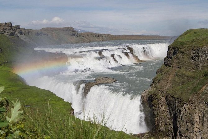7 Day Around Iceland Tour- PRIVATE TOUR - Winter ice caves or summer Langjökull tunnel: how your season changes the ice