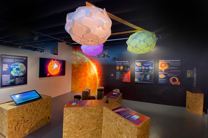 Aurora Reykjavík, The Northern Lights Center Museum Visit - Aurora photo simulator and QR audioguides: how to photograph the real sky