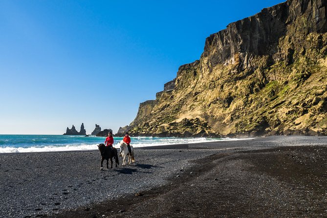 Black Sand Beach Horse Riding Tour from Vik - Weather in Vík: Why Wind Can Change the Plan