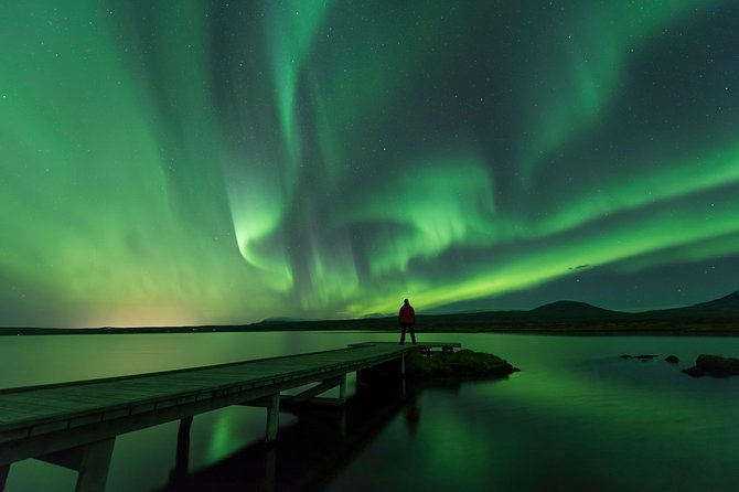 Blue Lagoon & Northern Lights Tour from Reykjavik - Blue Lagoon Comfort Package: what you get and why it matters