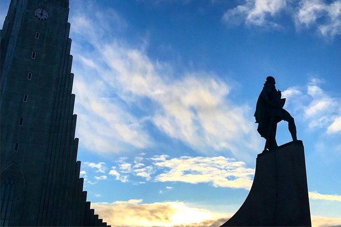 Blue Lagoon & Reykjavík Sightseeing - PRIVATE TOUR - Sun Voyager: a 5-minute sculpture stop with big symbolism