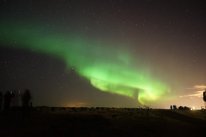 Chasing Aurora Borealis with Warmth and Treats in Premium Tour! - The warm treats and the waiting game, hot chocolate included