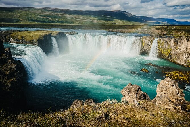 Cruise Tour Godafoss and Myvatn Lake and Baths Small Group - Dimmuborgir Lava Formations: Myth Meets Geology (and Game of Thrones Fan Power)