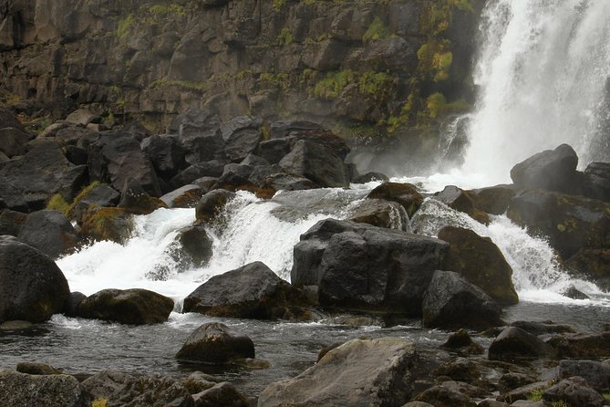 Day Trip to the Golden Circle and Blue Lagoon from Reykjavik - Strokkur Geyser, How to Time Your Footsteps for Real Eruptions