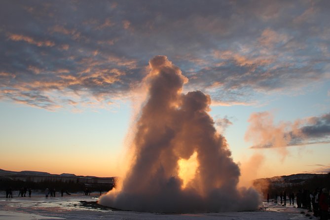 Day Trip to the Golden Circle and Hot spring Geyser by 4WD Jeep from Reykjavik - Price, What You Get, and What You Still Need to Pay