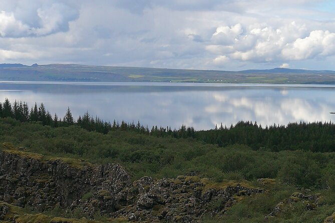 Day Trip to the Golden Circle and Hot spring Geyser by 4WD Jeep from Reykjavik - The 10:00 am Start, Weather Shifts, and Staying Comfortable