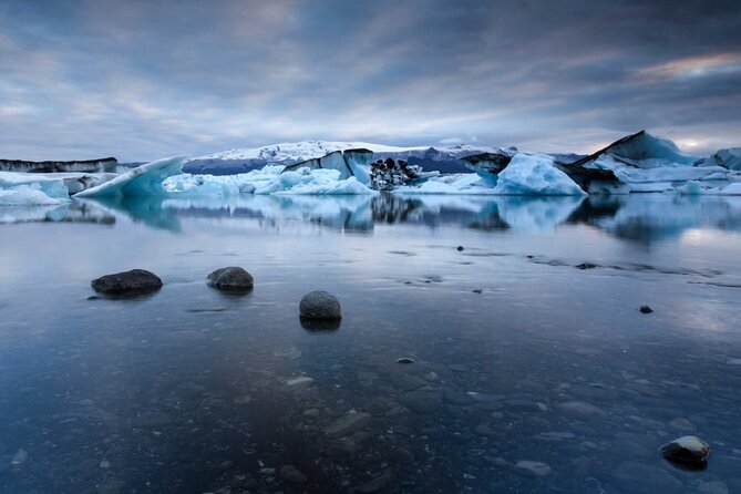 Diamond Beach & Jökulsárlón Floating Glacier Guided Day Tour - Key things to know before you go