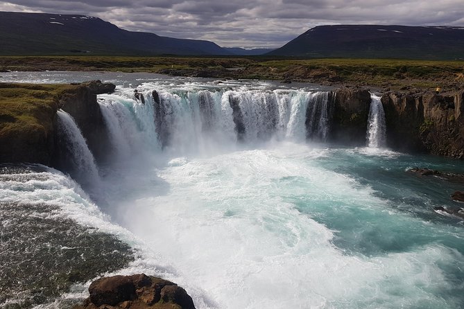 Diamond Circle, Waterfalls and Amazing Landscapes from Akureyri - Ásbyrgi Canyon and Hljodaklettar: canyon views that feel cinematic