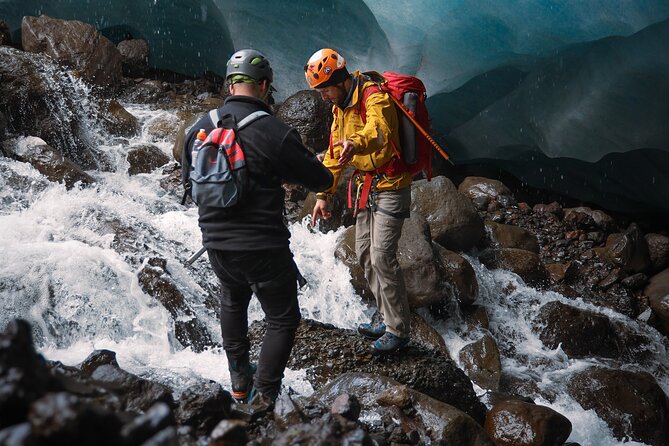 Early Bird Ice Cave with 3 Professional Photos - Key takeaways before you go