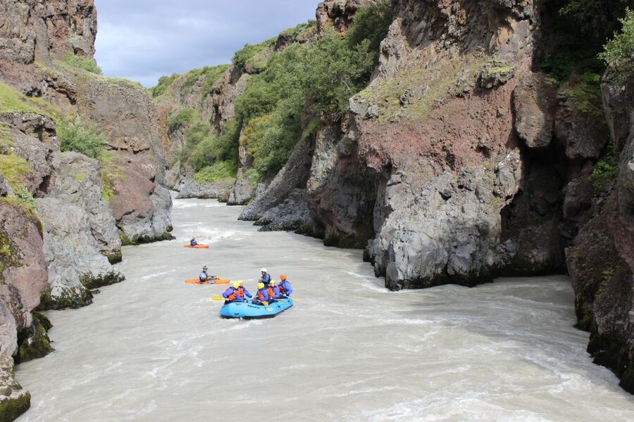 East Glacial River Extreme Rafting - The ride back, hot soup, and why food is part of the plan