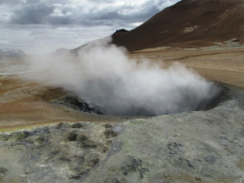 From Akureyri: Diamond Circle Tour with Waterfalls - Dettifoss: The Power Stop That Changes Your Sense of Scale