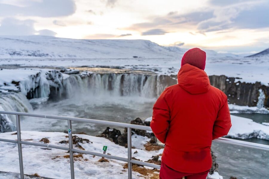 From Akureyri: Goðafoss Waterfall Winter Tour - The Minibus Ride: Pickup Options That Save Your Energy