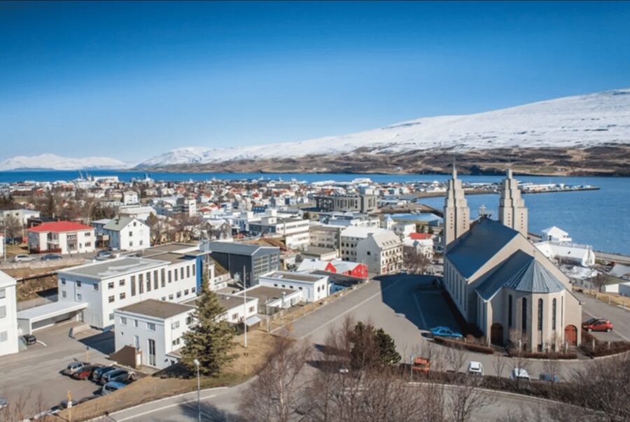From Akureyri: Mývatn Lake & Goðafoss CruiseShip tour +Lunch - From Akureyri harbor to northern Iceland, without the hassle