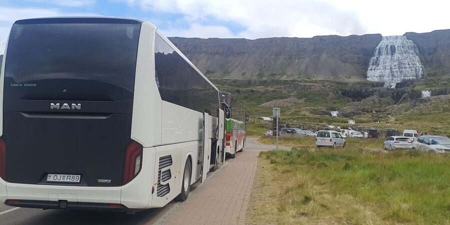 From Isafjordur: Dynjandi Waterfall Guided Day Trip by Bus - The 90 minutes at Dynjandi: where to walk, where to stop, and photo rhythm