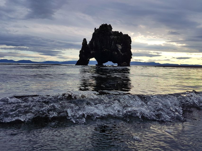 From Reykjavík: 4, 5, 6 or 7-Day Small-Group Ring Road Tour - Day 2 East Iceland: Jökulsárlón, Diamond Beach, and Vök soaks