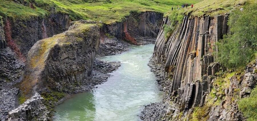 From Reykjavík: 4, 5, 6 or 7-Day Small-Group Ring Road Tour - Day 4 North Iceland: Akureyri vibes, Tröllaskagi views, and optional whales