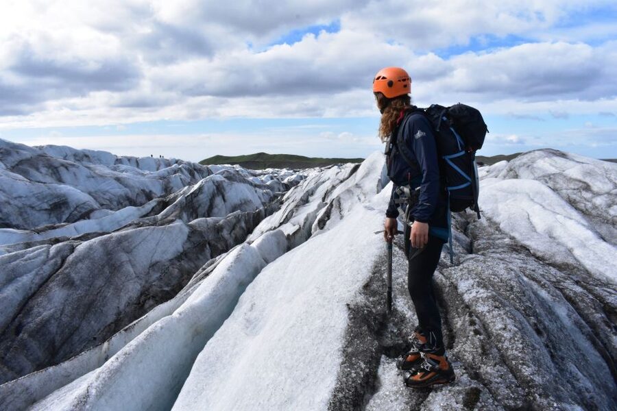 From Reykjavik: 4-Day Blue Ice Cave and Northern Lights Tour - Entering crystal caves: the Blue Ice Cave experience inside the glacier