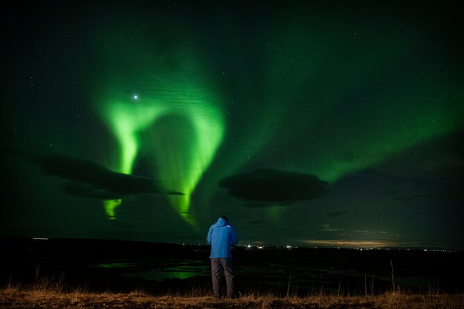From Reykjavik 4x4 Minibus Northern Lights with Photo and Cocoa - The 4-hour pacing and what to do before pickup