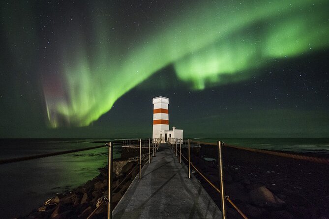 From Reykjavik 4x4 Minibus Northern Lights with Photo and Cocoa - Weather reality, and why this tour uses a refund option