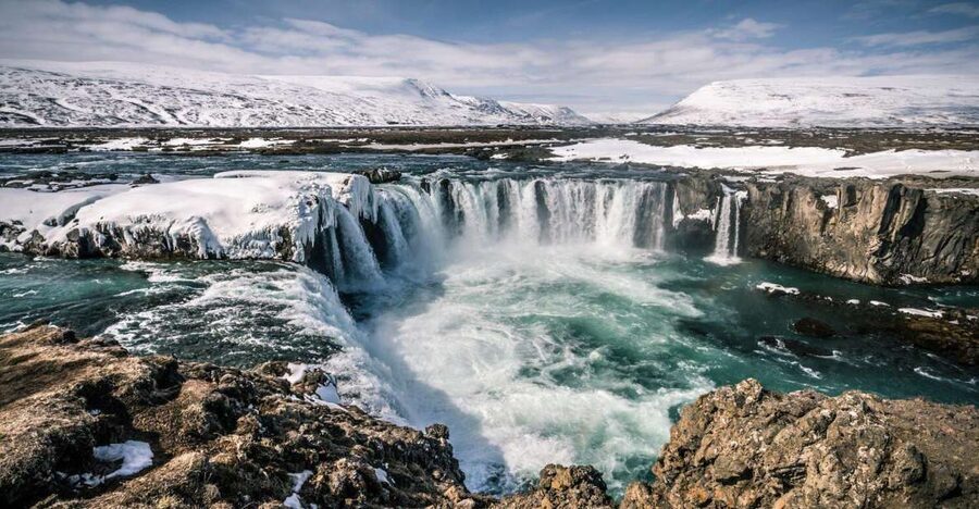 From Reykjavik: 6-Day Icelandic Ring Road Tour - Ring Road in a small-group minivan: why this setup works