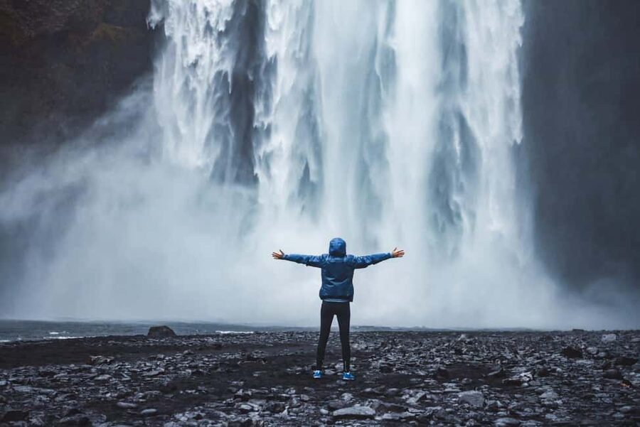From Reykjavík: Best of Iceland 6-Day Stopover Tour - A comfortable Reykjavík base for 5 nights