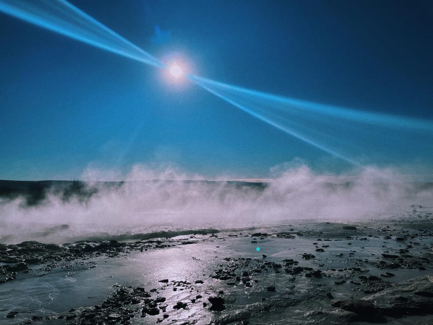 From Reykjavik: Classic Golden Circle Full Day Tour - Hveragerði photo stop and guided context that makes it click