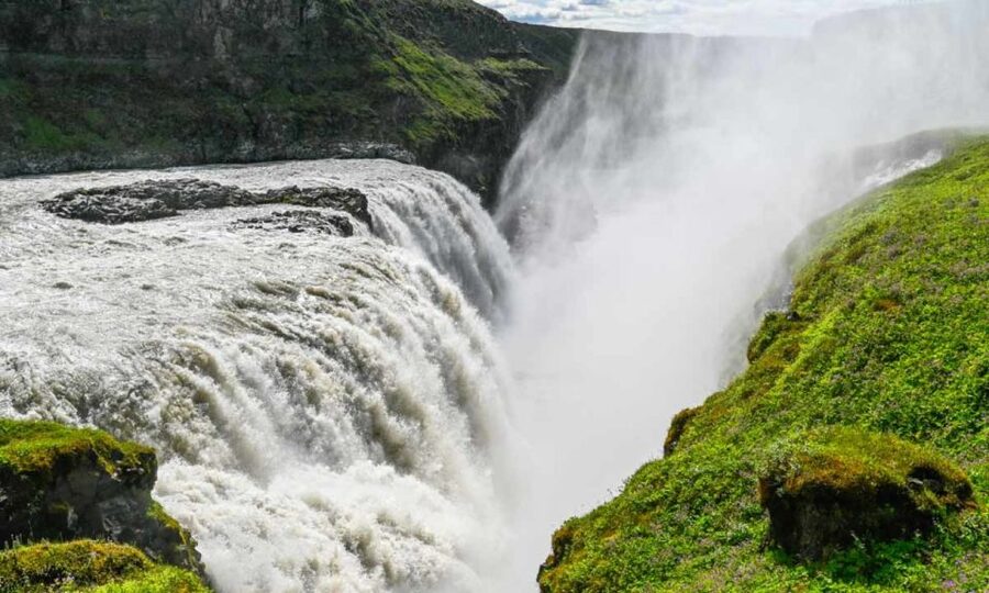 From Reykjavik: Full Day Whale Watching & Golden Circle Tour - Who this tour suits best, and who should skip it