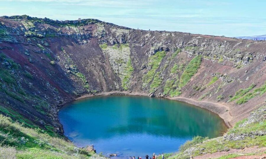 From Reykjavik: Full Day Whale Watching & Golden Circle Tour - The Reykjavík handoff: from Old Harbour to Miðbakki without losing the day