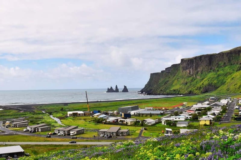 From Reykjavik: Glacier Lagoon and Fjaðrárgjúfur Canyon Tour - What to Pack for Wind, Wet, and Cold, One Day at a Time