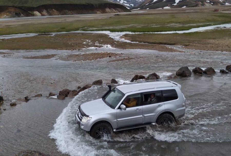 From Reykjavik: Highlands Jeep Tour & Landmannalaugar Hike - Small-group Super Jeep with a geologist, not a tour bus