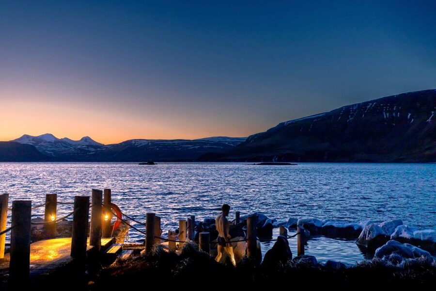 From Reykjavik: Hvammsvík Hot Spring with Transportation - Steam Room, Showers, And Locker Rooms That Make It Easy