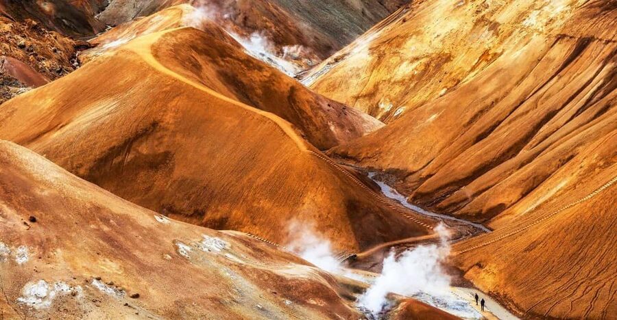 From Reykjavik: Kerlingarfjöll Hiking Day Tour - Hveradalir geothermal valley: steam, color, and walking with respect