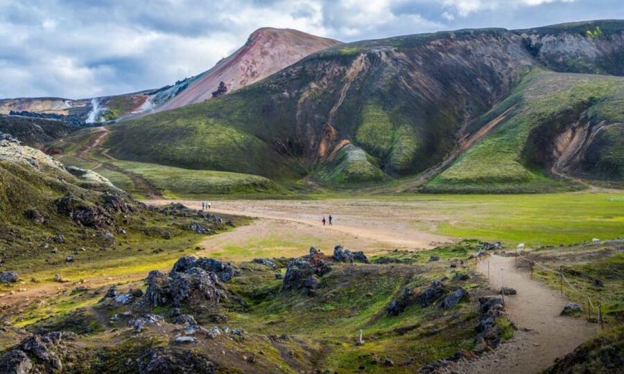From Reykjavik: Landmannalaugar & Háifoss Waterfall Tour - Háifoss and the waterfall circuit: Hjálparafoss, Granni, and big drops
