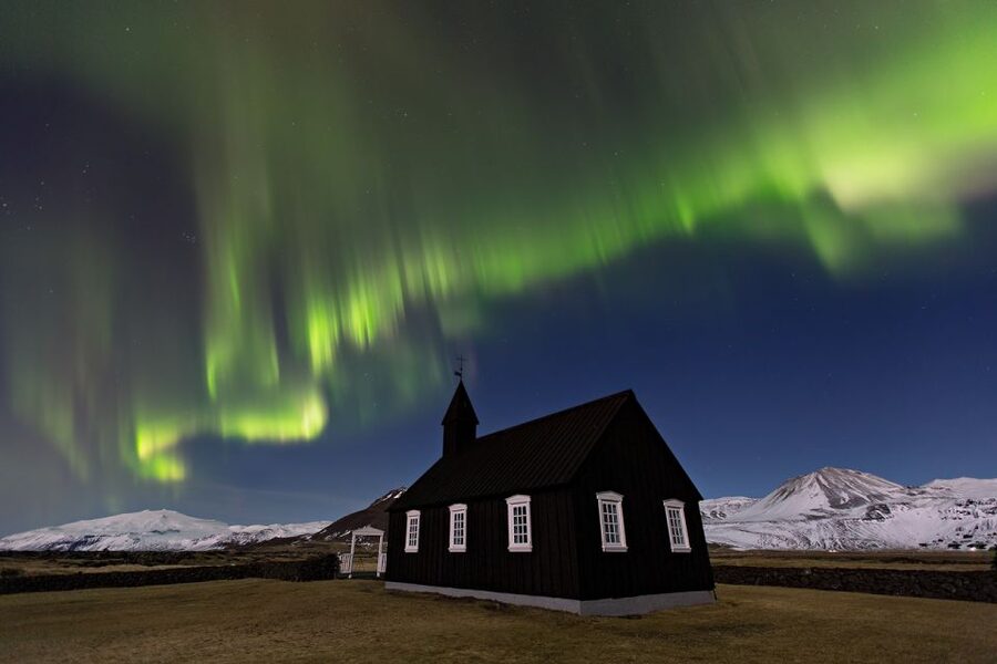 From Reykjavik: Northern Lights Hunt Super Jeep Tour - Super Jeep Comfort, WiFi, and a Real Photographer on Board