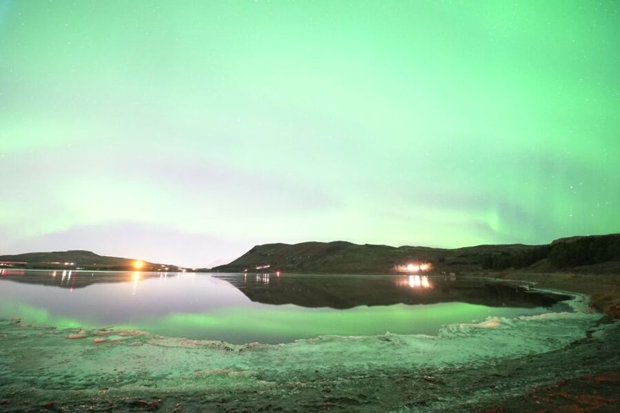 From Reykjavik: Northern Lights Hunt Super Jeep Tour - Getting Photos: Delivered Images Plus On-Site Camera Help
