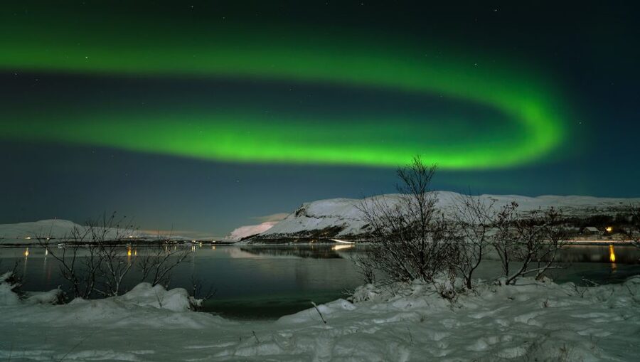 From Reykjavik: Northern Lights Tour with Lifetime Guarantee - GPS audio in 10 languages, plus a guide with the mic