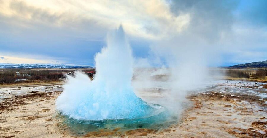 From Reykjavik: Private Golden Circle Day Tour by Jeep - Thingvellir National Park: Where Two Continents Drift Apart