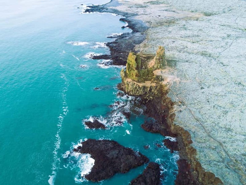 From Reykjavík: South Coast Highlights Day Tour - Reynisfjara black sand and Reynisdrangar: the coast at full intensity