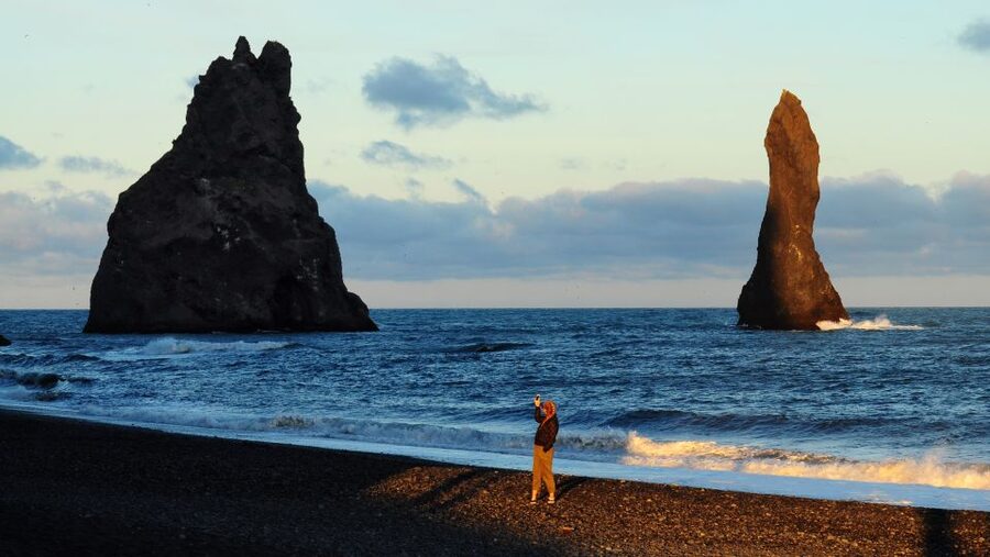 From Reykjavik: South Coast Small-Group Tour - Dyrhólaey viewpoint time: a focused 30-minute coastal breather