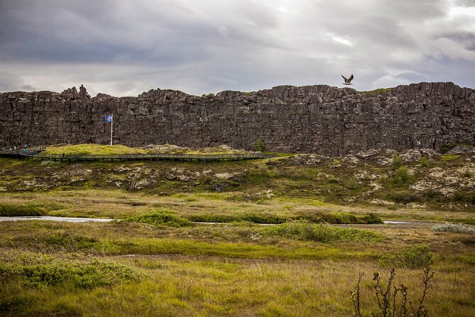 Full Day Golden Circle - Guided Tour - Brúarhlöð canyon: a quieter lunch stop with real Iceland texture
